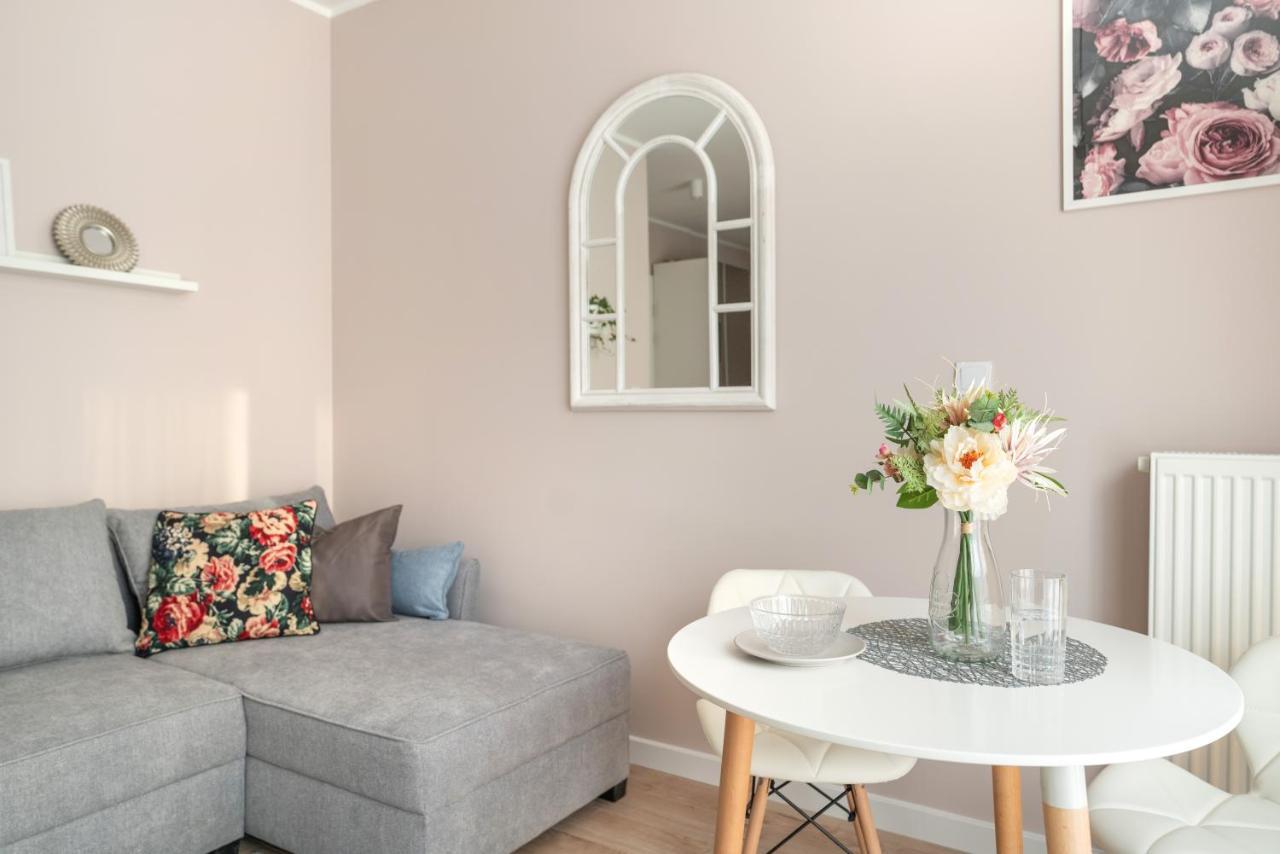 Superapart Aignera Apt 4, Family Friendly Oasis Варшава Екстер'єр фото